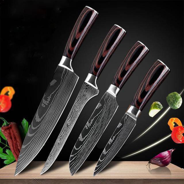 Set de cuchillos profesionales estilo Damasco con mangos de madera premium, ideal para cocina y preparación de alimentos.