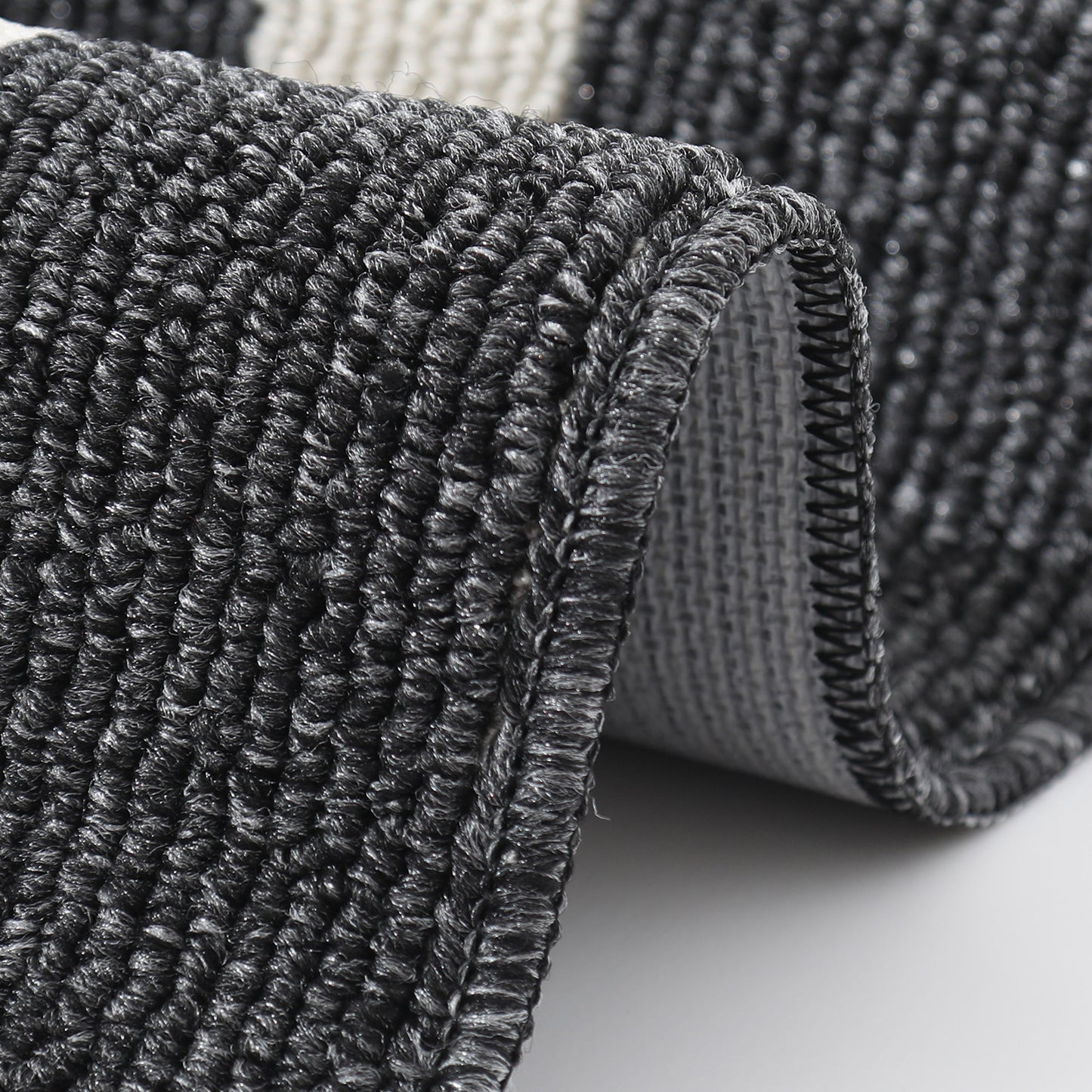 Modern rug with geometric border from WinniHouse, featuring an anti-slip backing, suitable for contemporary home decor.