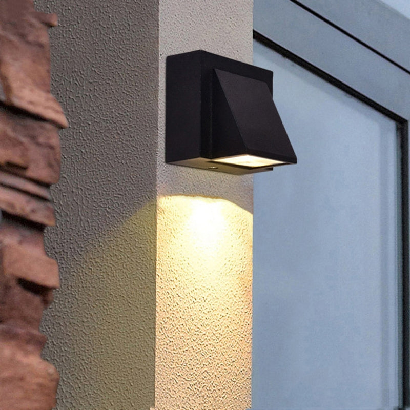 WinniHouse waterproof wall lamp mounted on courtyard background wall, designed for outdoor lighting and durability