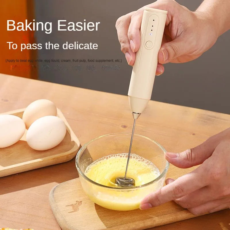 Portable stainless steel mini blender by WinniHouse, automatic compact blender for smoothies and drinks.