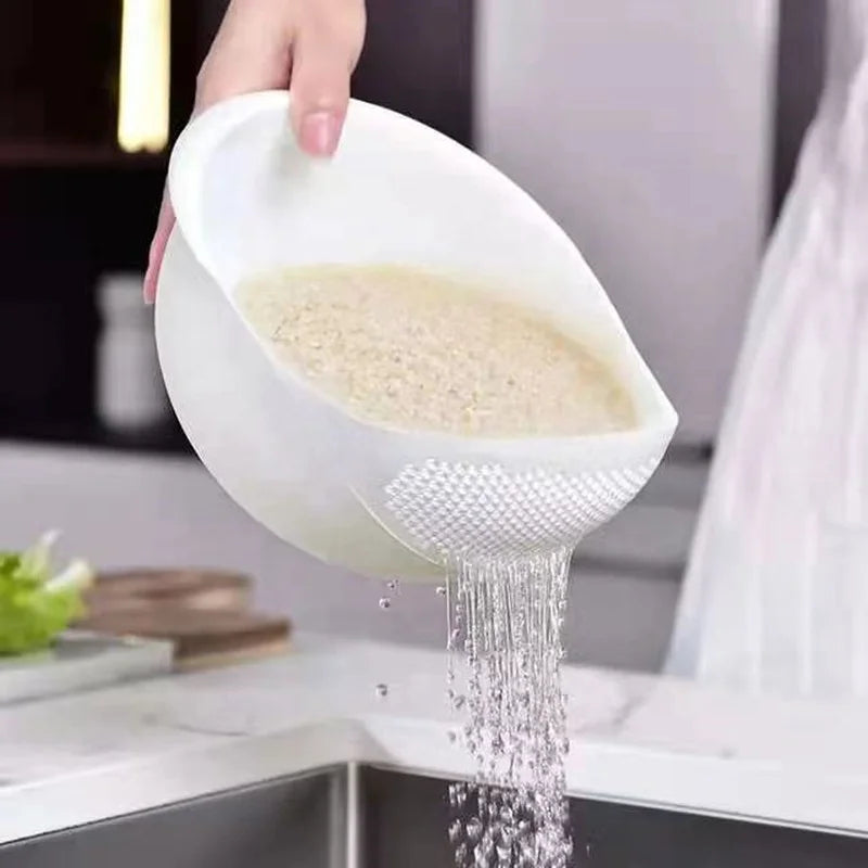 Plastic rice strainer and fruit vegetable colander by WinniHouse, with a bowl and sink-ready design for kitchen washing tasks.
