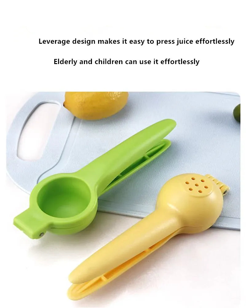 WinniHouse manual portable lemon and orange juicer, compact kitchen tool for fresh citrus juice extraction.