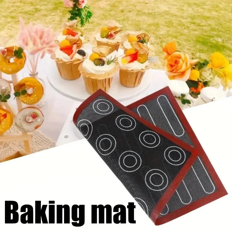 Silicone perforated baking mat by WinniHouse for cookies, macarons, and pastries, non-stick, suitable for oven and outdoor baking, 2 pcs