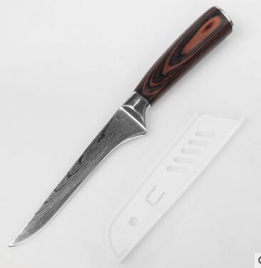 Set de cuchillos profesionales estilo Damasco con mangos de madera premium, ideal para cocina de alta calidad.