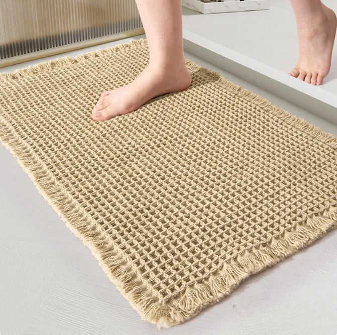 WinniHouse absorbent waffle texture bath rug with non-slip backing, ideal for bathroom safety and comfort.